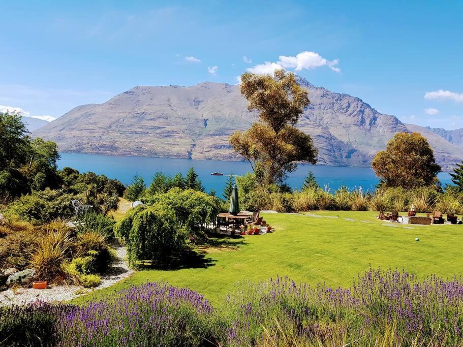 Unforgettable - Privacy, Panoramas And Proximity Villa Queenstown Exterior photo